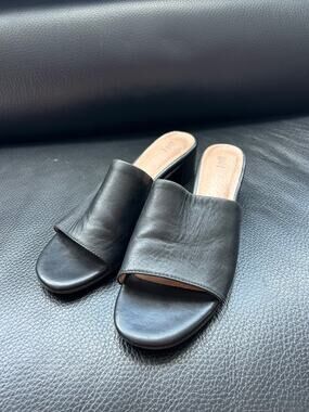 Leather Heeled Sandals 10